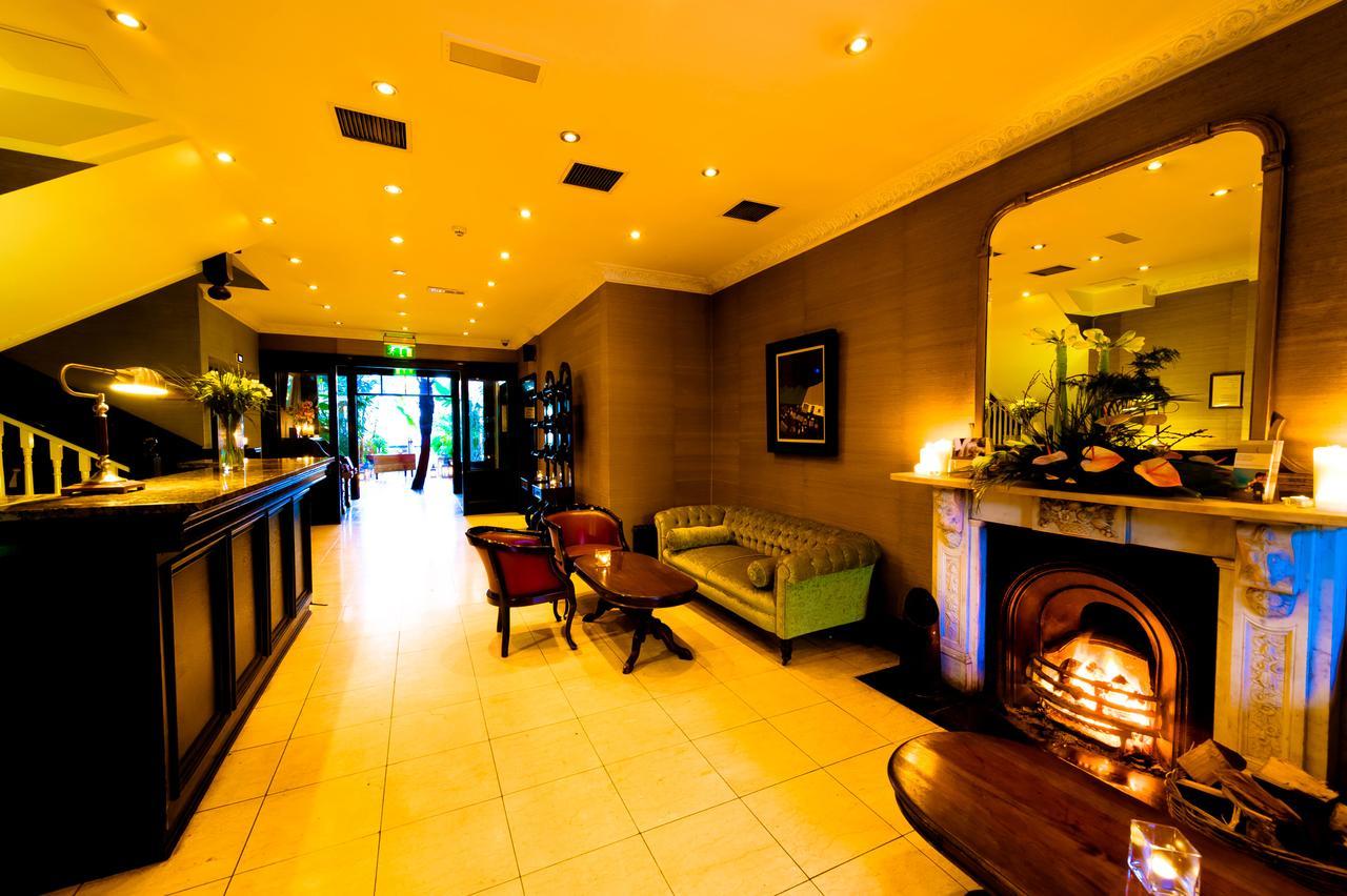 Riverbank House Hotel Ferrybank Экстерьер фото