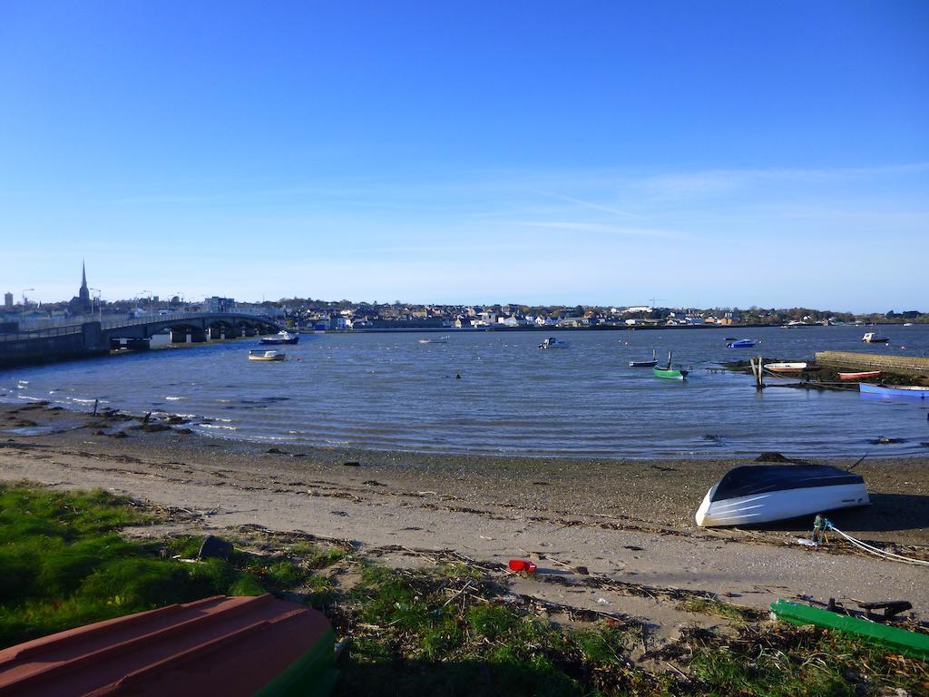 Riverbank House Hotel Ferrybank Экстерьер фото